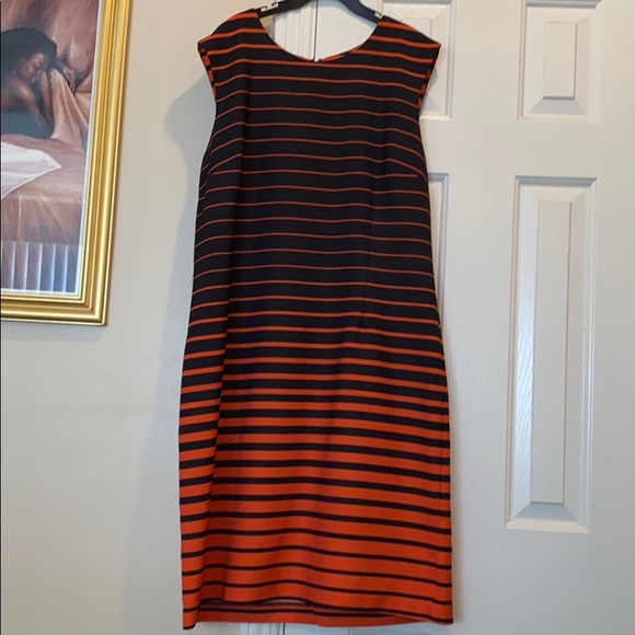 Dress sleeveless orange - Picture 1 of 3